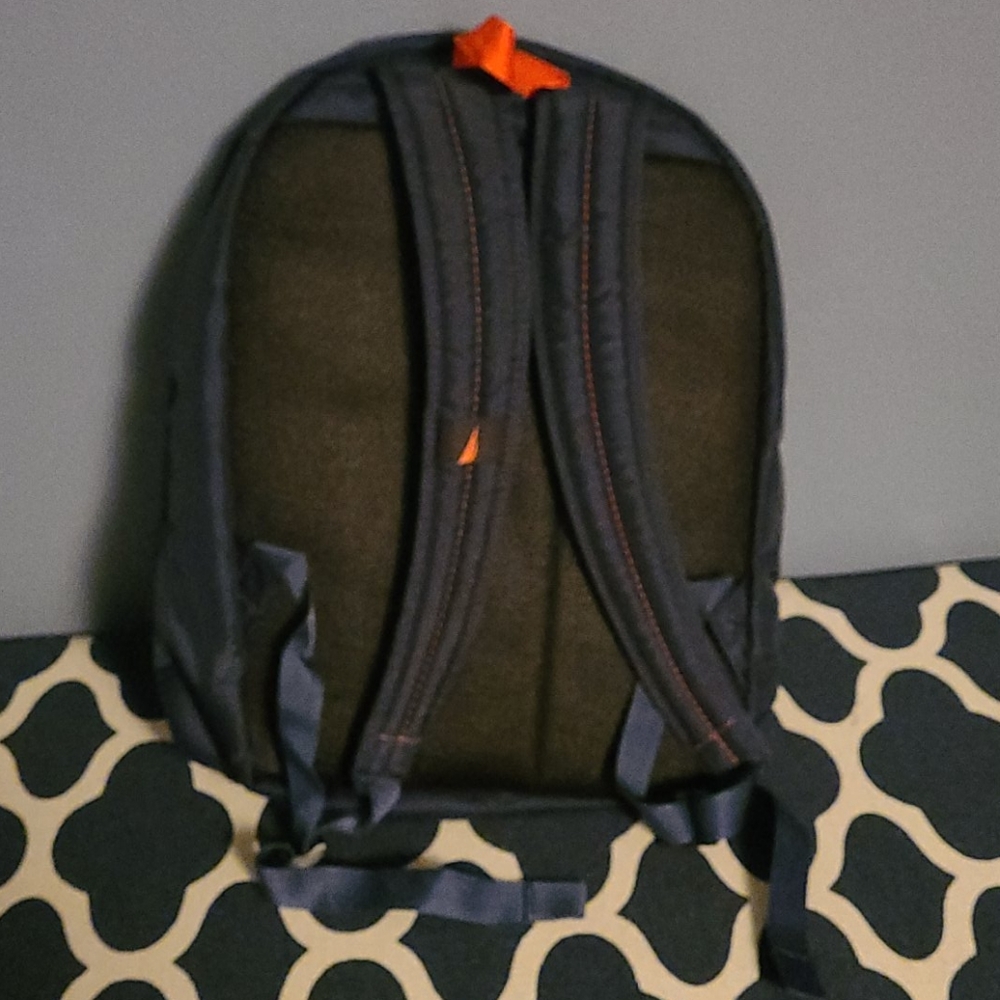 Backpack - Picture 3 of 5